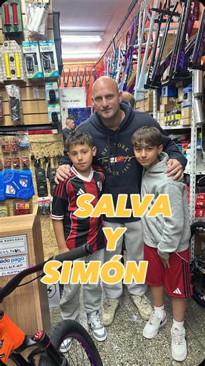 El Alemán 🚲 Bicicletería on Instagram: "Las 2 mechas que se fueron para 🙃general pico 🇦🇷 a la carta mis amigos Salva y Simón a disfrutar mis amigos ! la rompieron toda ! #fyp #simón #salva #style #absolute #shimano #envíos #mtb seguimos llegando a todo el país ! #copiatetranqui😀 (1165794862) lucas 🙂"