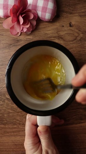 Keto Chow Chocolate Mug Cake | Easy Keto Dessert