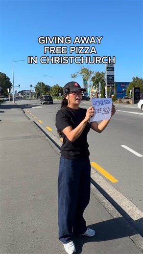 the pizza hut girl will always deliver 🍕 🏃‍♀️💨 | Pizza Hut