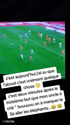#blaisepascal certainement après le 2è but, il est rentrée dans un coin et il revient dans le dernier cardeurs 😂😂 il ne s'est même pas assis ... faut voir pour croire. et deux minutes après il crie buuuu...😂🤣🤣🤣 on a marquéeeee🤣🤣🤣😂#plusdevuesurtiktok abus dangereux pour la santé 🙏