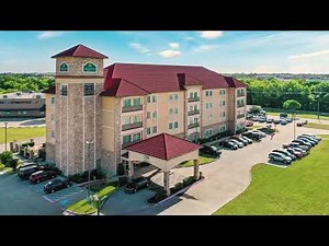 La Quinta Inn & Suites by Wyndham in Allen, TX at The Village