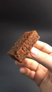 Honeycomb Structure cake Recipe in bio link ( Gronda link)#pastry #cake #cakesofinstagram #pastryart #cakedecorating #bakinglove #dessertporn #sweettooth #cakestagram #pastrychef #instacake #homemadecake #chocolatelover #bakersofinstagram #cakedesign #gronda #recipe #recipeoftheday #recipevideo | Chef Danish Khan