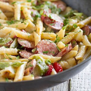 507K views · 139 reactions | Looking for an easy dinner for those busy nights? This Skillet Pasta With Sausage can be on the table in 30 minutes! Get the full recipe here: https://www.tasteandtellblog.com/skillet-pasta-with-sausage/ | Taste and Tell | Facebook