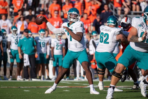 Texas adds veteran quarterback MJ Morris from the transfer portal