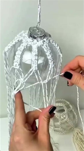 Macrame Christmas bauble 🎄#macrame #macramechristmas #macramechristmasdecor #christmas #diy