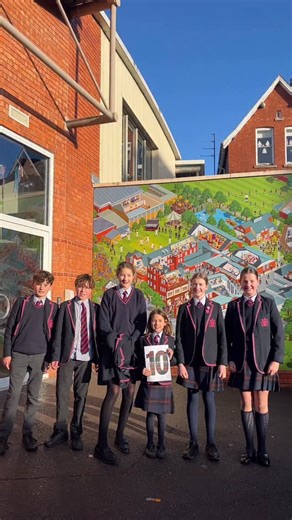 Day 3 - 12 Days of a Prep and College Christmas 🎄 🌟 The count down has ended and it is officially the Christmas holidays here at Cheltenham College. We hope everyone has a safe journey home no matter how far you are travelling! #cheltenhamprep #cheltenhamcollege #chelt #cheltprep #cheltcollege #cheltenhamprepschool #christmasdecorations #festive #festivemagic | Cheltenham College