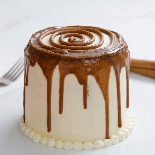 4.4M views · 2.5K shares | How many recipes can we incorporate cinnamon rolls into? 樂 | Sugar Fix | Facebook