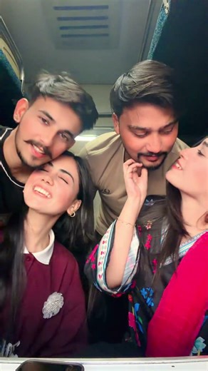 Train ka Safar ❤️ #umneh #coupledialouge #shortsviral #love #shortvideos #umnehkishadi