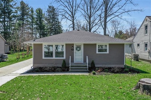 97 Huntington Ct, Hamburg, NY 14075 | Estately 🧡 | MLS# B1673394