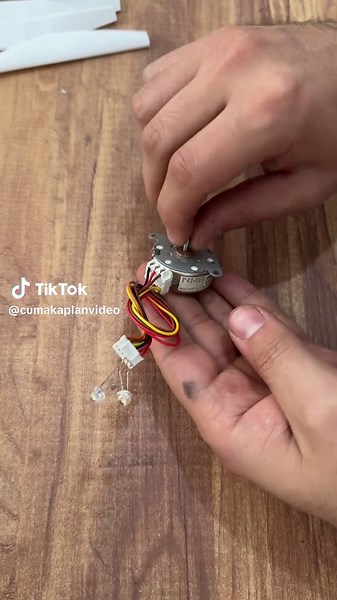 Step motor ile rüzgâr türbini yapmak