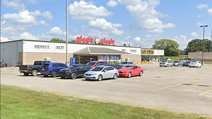 Oklahoma's only Piggly Wiggly bids farewell after 35 years