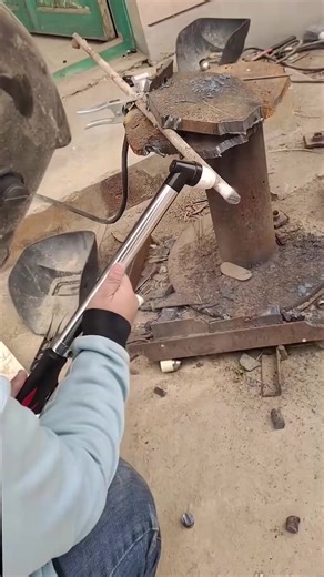 #yeechop #tikant #tips #handwork #machine #usefultools #metal #worker #factory #tools #worker #welding #metalworking #metalwork #craft #metalworktools #craftproject #tigertikant