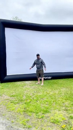 Go big or go home—VEVOR’s 20FT Inflatable Screen turns your yard into a cinema!