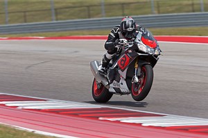 2017 Aprilia RSV4 RR and RSV4 RF – FIRST RIDE REVIEW
