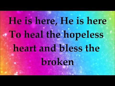 Martha Munizzi - God is Here - Lyrics