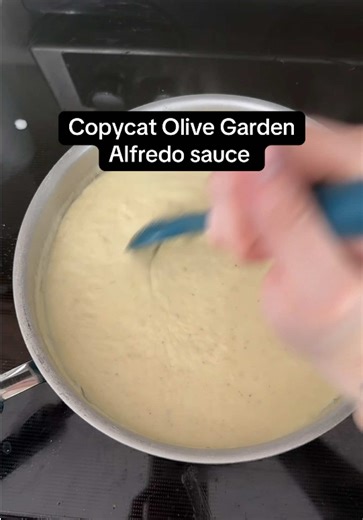Quick Homemade Alfredo Sauce Recipe in 15 Minutes