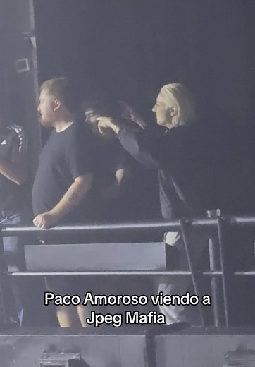 Así disfruta Paco amoroso el show de JPEG Mafia 🤩🔝