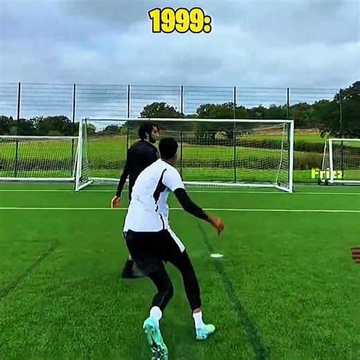 Defenders Now vs Then 💀🥵🥶 #eafc24 #shorts#eafifa#fifamobile#fifa23#fcmobile24#fifa22#fifa21#easports