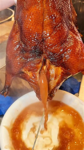 Super 🔥 Juicy Roasted Goose 🪿✂️🤪 #usa #foryou #shorts