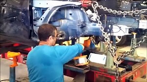 Pulling and car body repair on Celette frame machine, car bench with universal jig and mz jig system