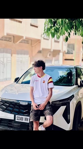 🎓✨ **Explore the Architectural Wonders of University Campuses!** 🏛️🌍 Hey #CampusExplorers! 🚀 Are you ready to embark on a visual journey through some of the most stunning university architecture out there? 🌟 📸 **Swipe through** to see breathtaking buildings, hidden gems, and iconic landmarks that make these campuses feel like a movie set! 🎬✨ From towering Gothic spires to sleek modern designs, each structure tells a story of innovation, history, and creativity. 🔍 **Pro Tip:** Don’t forge