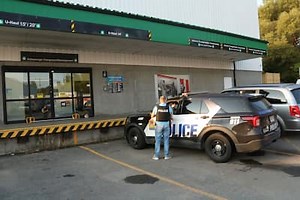 [IMAGES] Trafic de stupéfiants: deux membres du BFM accusés