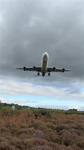 European Cargo A340-600 G-ECLC arrival #bournemouth #aviation #airbus #cargo #airport