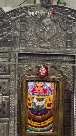 The history of #videography ❤️ The History of Photography Photography, the art and science of capturing images, has evolved dramatically since its inception. Here's a timeline of its key milestones: 1. Early Beginnings Camera Obscura (5th Century BCE): The concept of projecting an image through a small hole was described by Chinese philosopher Mozi and later by Aristotle. It was used for artistic and scientific purposes but could not record images. 2. First Permanent Photograph (1826) Joseph Nic