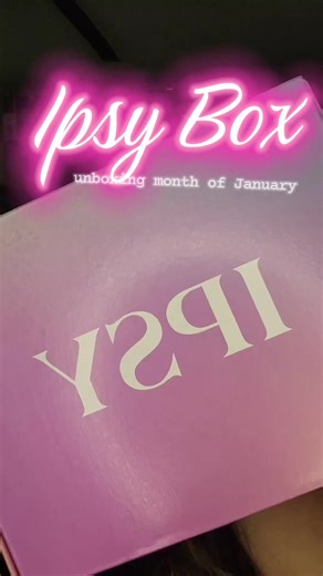Ipsy box unboxing @IPSY #ipsy #unboxing #makeup #subscriptionbox #subscription