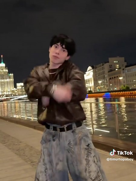 Shake It to the Max: Remixes and Dance Tutorials