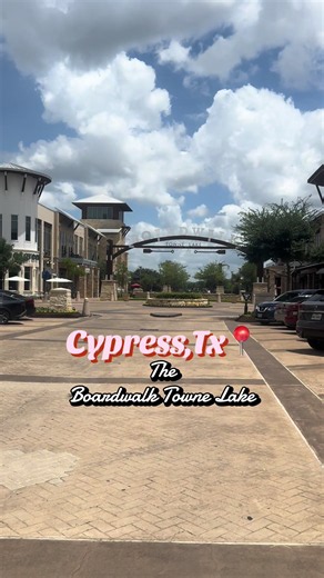 Boardwalk Towne Lake Cypress, TX: Scenic Walk & Local Tips