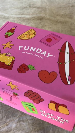 Feeling festive but can’t decide on the perfect FUNDAY treat? Our Treat Yo'Elf Box is here to sleigh your holiday cravings! 🎁 Limited edition & available while stock lasts | Funday Sweets