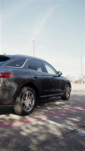 The 2025 Genesis GV70 offers modern luxury without trying too hard.