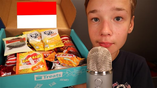 ASMR mukbang | Trying snacks from Indonesia🇮🇩 | Try Treats