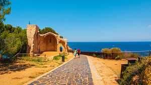 What Will You Discover in Tossa de Mar?