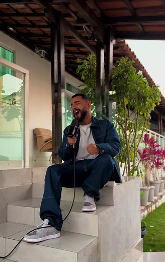 Lose Control - Teddy Swims ft. Gabriel Henrique (Official Music Video)