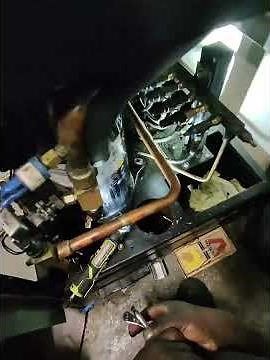 "Advanced Leak Detection: DTC Manifold on Refrigeration Racks" #hvacr #diy #hvacr repair