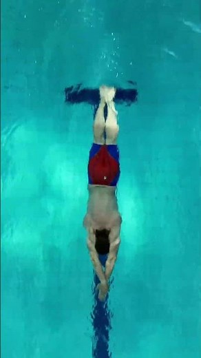 Most swimmers who do single arm freestyle are thinking about the arm that is moving. #swimming