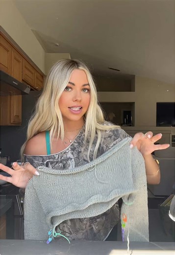 Beautiful Knitting Modifications on Blouse Number One