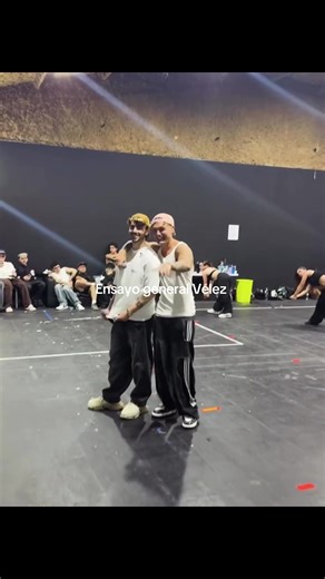 Ensayo general del Vélez . A quien veo mañana? #fyp #parati #foryoupage #fedevigevani #ianlucas @Fede Vigevani @Ian Lucas