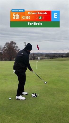 It’s easy to make that putt when you get 3 reads at it. Not sure if that bump helped my ball. #golf