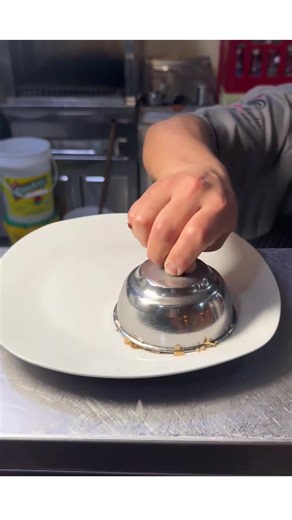 Pollo a la brasa a lo pobre con su arroz chaufa. ¡Buenazooo! | Made In Perú