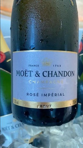 Moet & Chandon Rose Champagne - in the Moet & Chandon Bar in Emirates Business Class Lounge Dubai