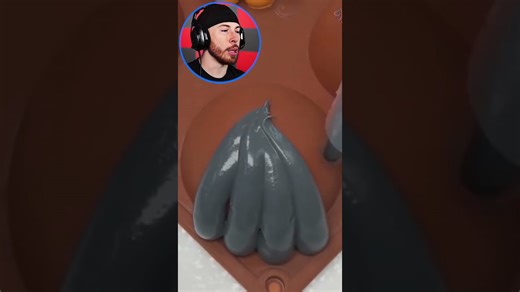 Themed desserts designed for Halloween celebrations