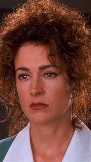 BlizzEditDaily on Instagram: "Follow us @blizzeditdaily_ for more 🎬 🎬The voice of Ace Ventura (1994) and the manner in which he speaks was added by Jim Carrey only after several read throughs of the script. The voice was something Carrey used in his stand up routine. The “All righty then” was the catch phrase of one of his stand up characters and after the lines from the script weren’t feeling right, he added it to the script and read through it again using that voice for all the lines. It was