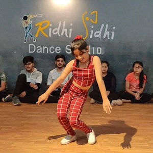 36K views · 254 shares | Wishing a very sparkling birthday to The Star Performer of Ridhhi Sidhhi Dance classes Illisha Mandhwani. One of the most prominent students of mine... Wish you a very happy birthday... May all your dreams come true...❤❤ Keep on working hard like you always do..❤ https://www.youtube.com/channel/UCdVzwKE7fotk-U7-3_CDSRg | Ridhi Sidhi Dance Classes | Facebook