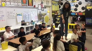 2M views · 2.5K reactions | "TURNS OUT I'M 100% THAT SMART": This teacher remixed Lizzo's "Truth Hurts" to inspire her students - and their enthusiasm will make your day. https://cbsn.ws/33t4mVT | CBS Mornings | Facebook