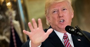 Trump 'sad' to see Confederate monuments removed