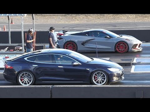 C8 Corvette vs Tesla model S - drag racing