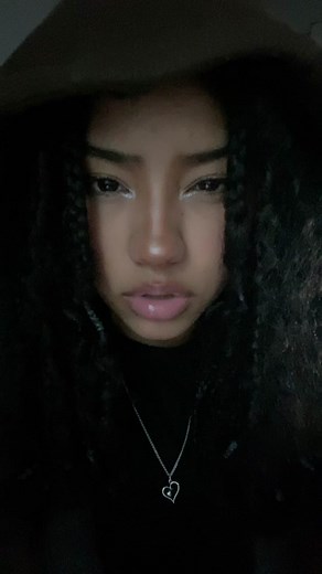 irie (@4eiiok)’s videos with original sound - F7